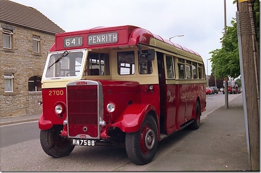 2700/209 TS7/Burlingham