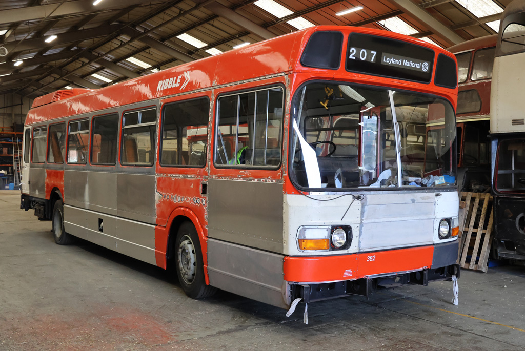 Leyland National 382